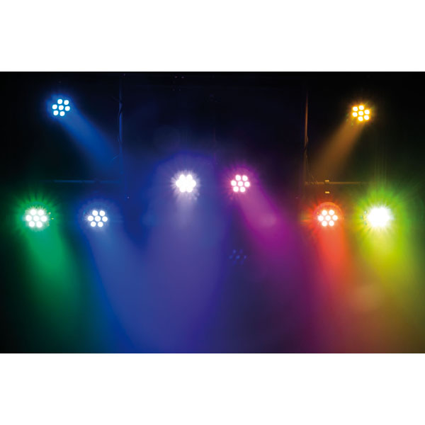 SHOWTEC Compact Par 7 Q4 7x 4 W RGBW LED PAR - grau SHOWTEC Compact Par 7 Q4 7x 4 W RGBW LED PAR - grau