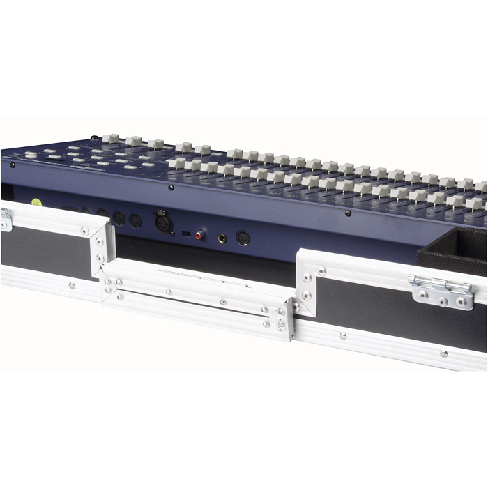 SHOWTEC Case for Showmaster 48 Flightcase SHOWTEC Case for Showmaster 48 Flightcase
