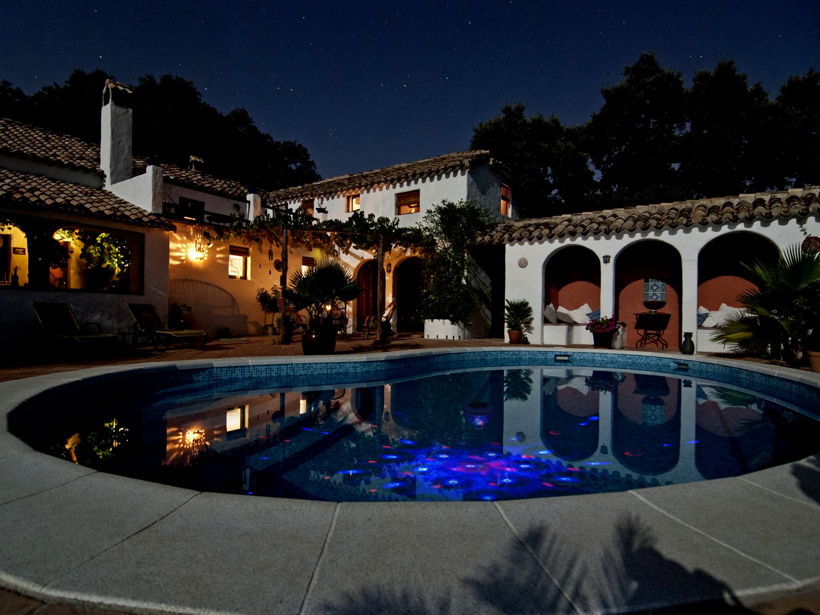 EUROLITE LED IP BC-10 RGB Schwimmbadlampe schwimmend EUROLITE LED IP BC-10 RGB Schwimmbadlampe schwimmend