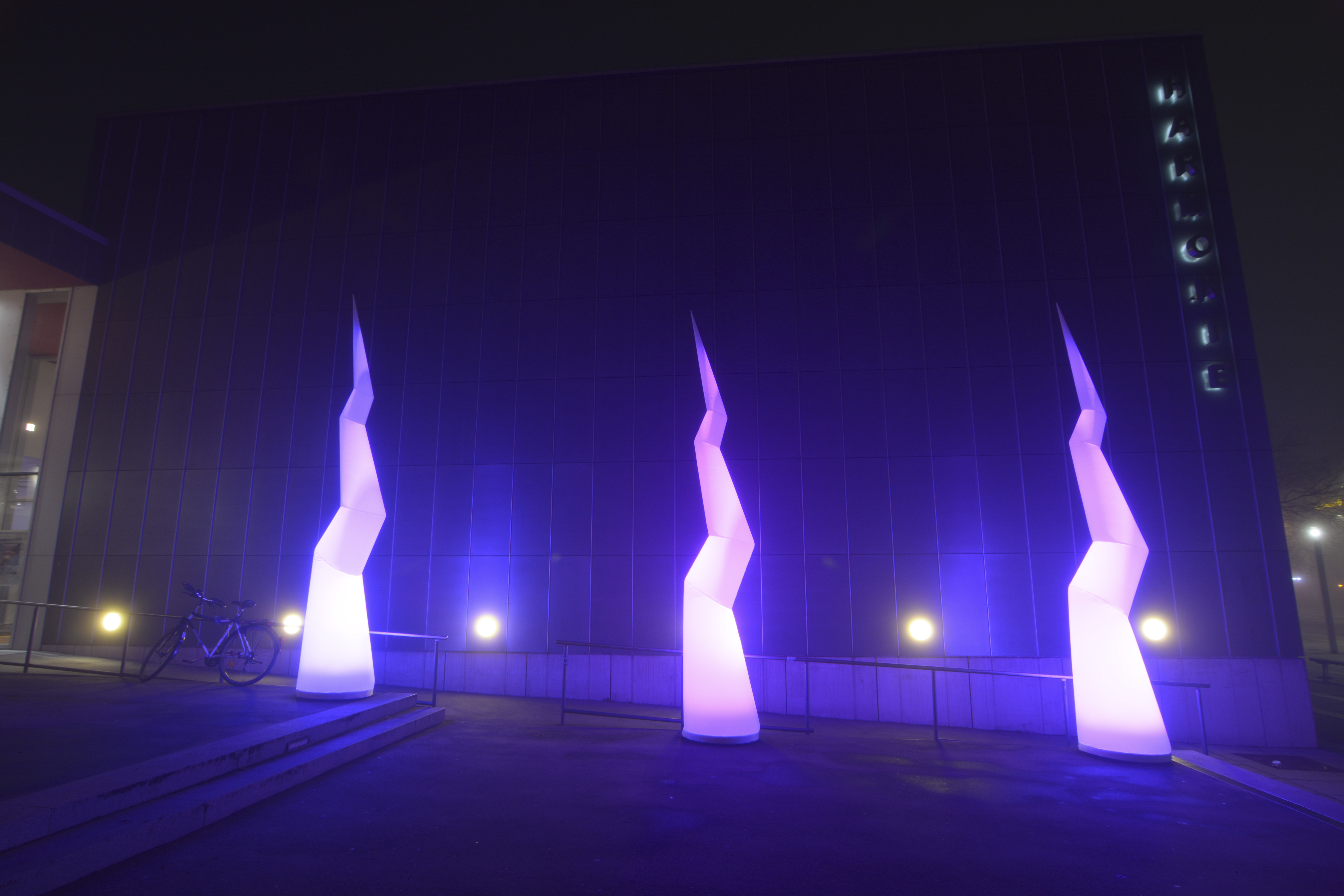 Cover Flash A2 white