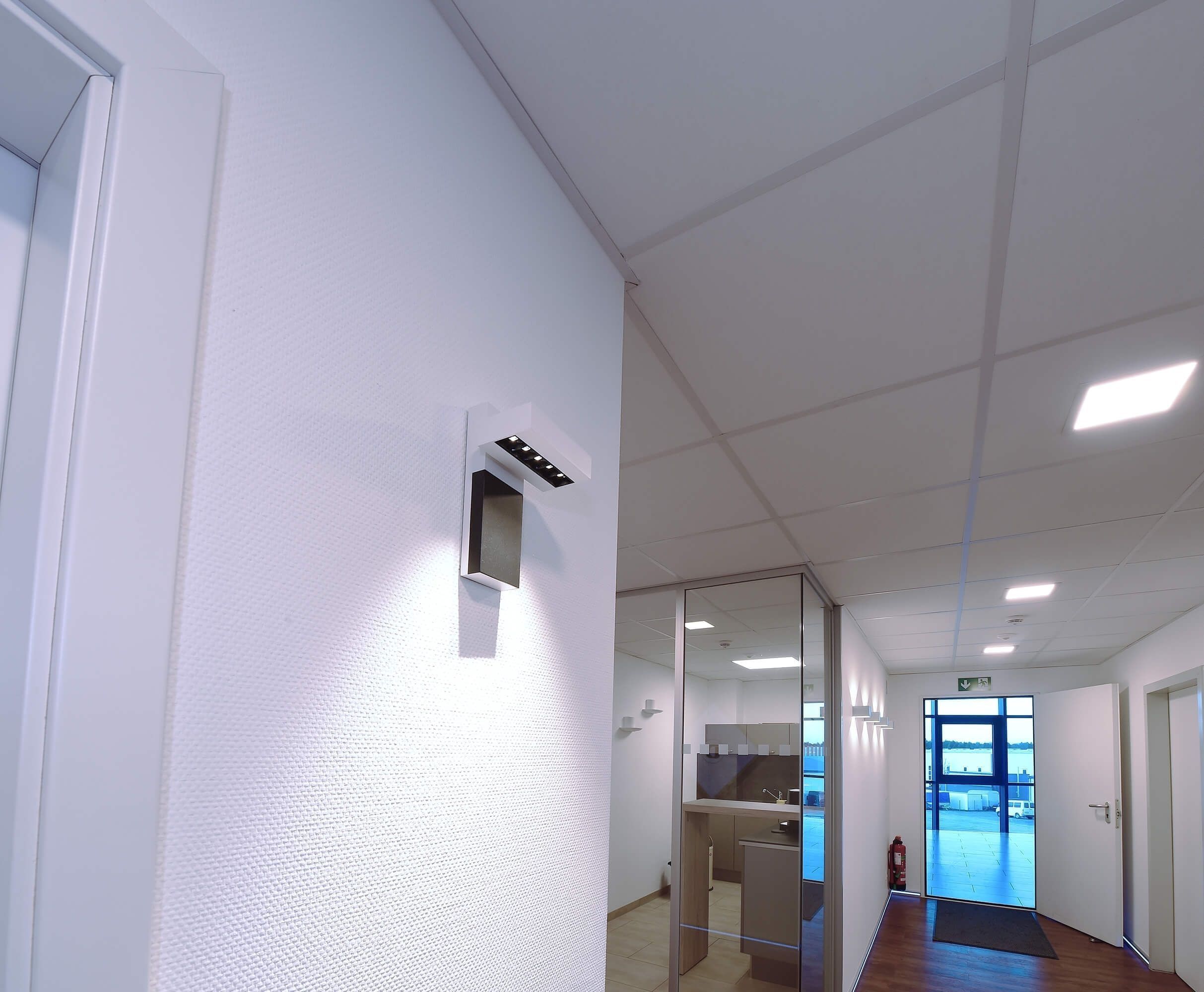 Ceti 5, 13 W, DIM, 3000 K, Weiß Ceti 5, 13 W, DIM, 3000 K, Weiß
