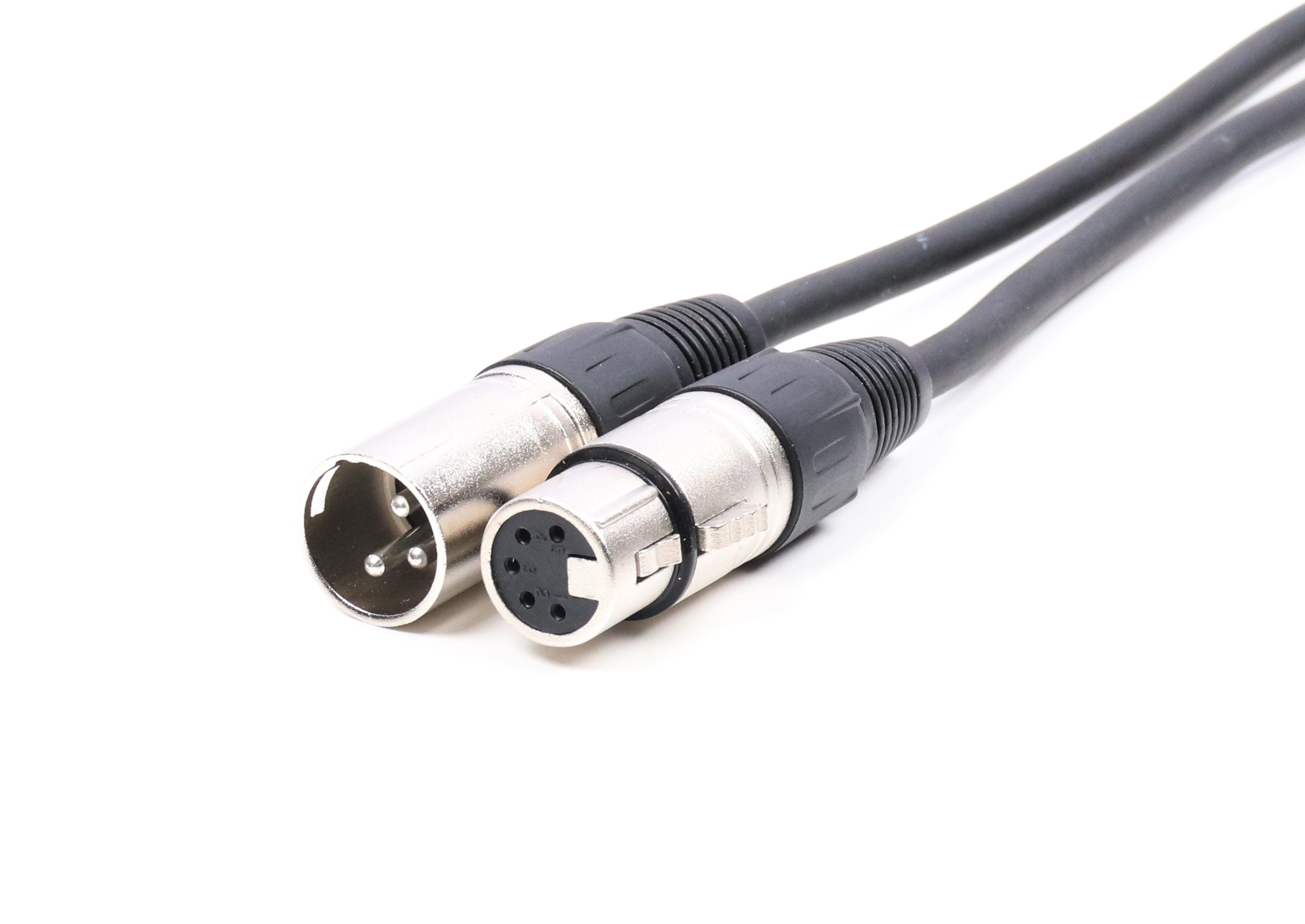 Adapterkabel XLR 5pol female auf 3pol male 1m Adapterkabel XLR 5pol female auf 3pol male 1m