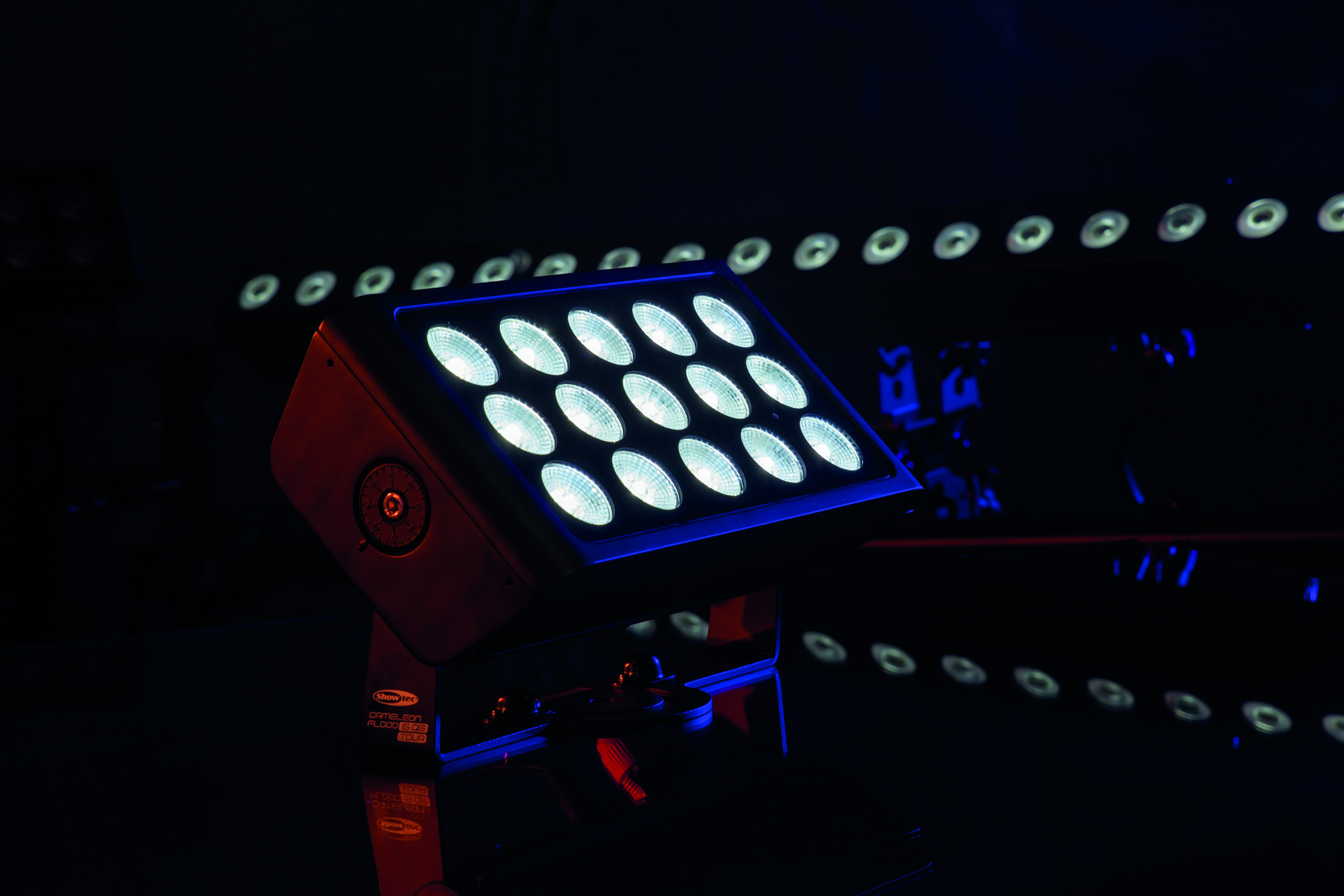 Showtec Cameleon Flood 15 Q6 Tour 15x 10 W RGBWA-UV-LED-Fluter - Power Pro True
