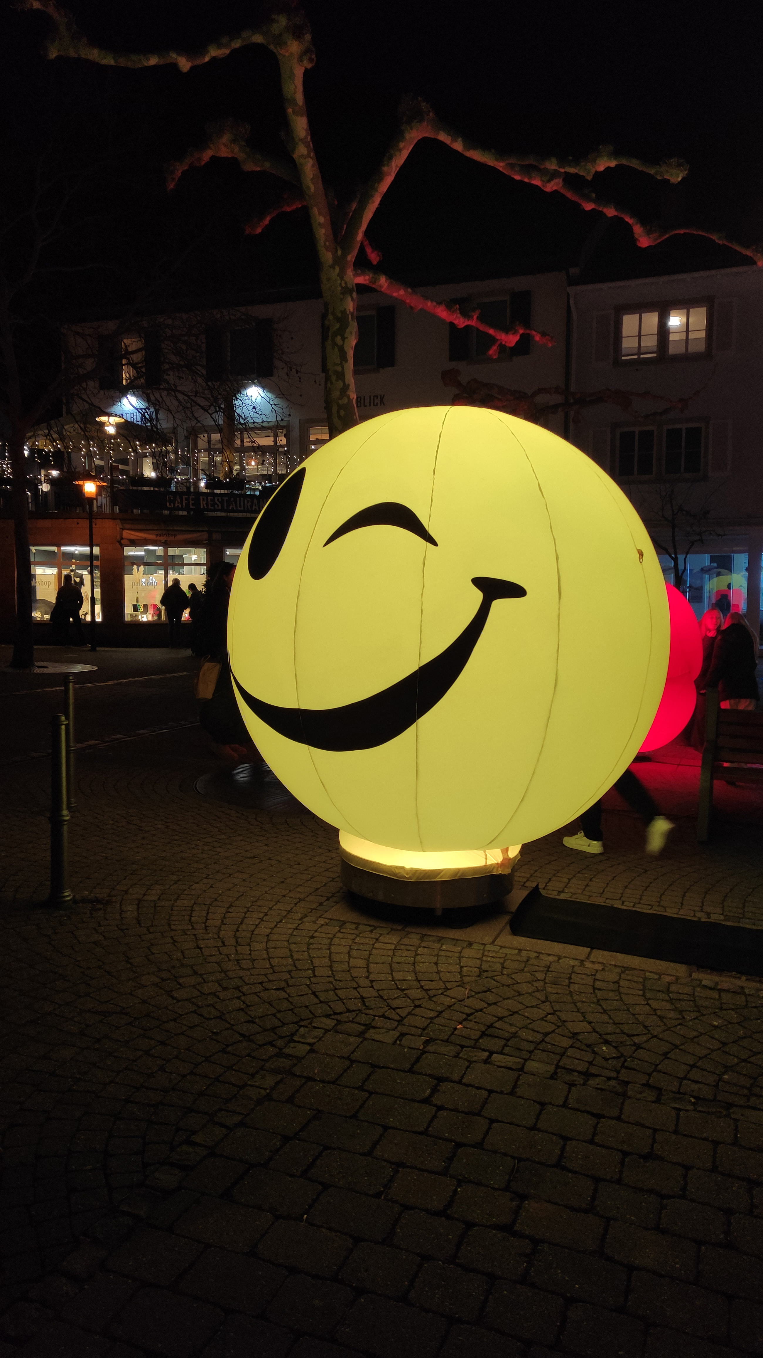 Air Smiley II zwinkern 2.2m for Fanbase 85cm