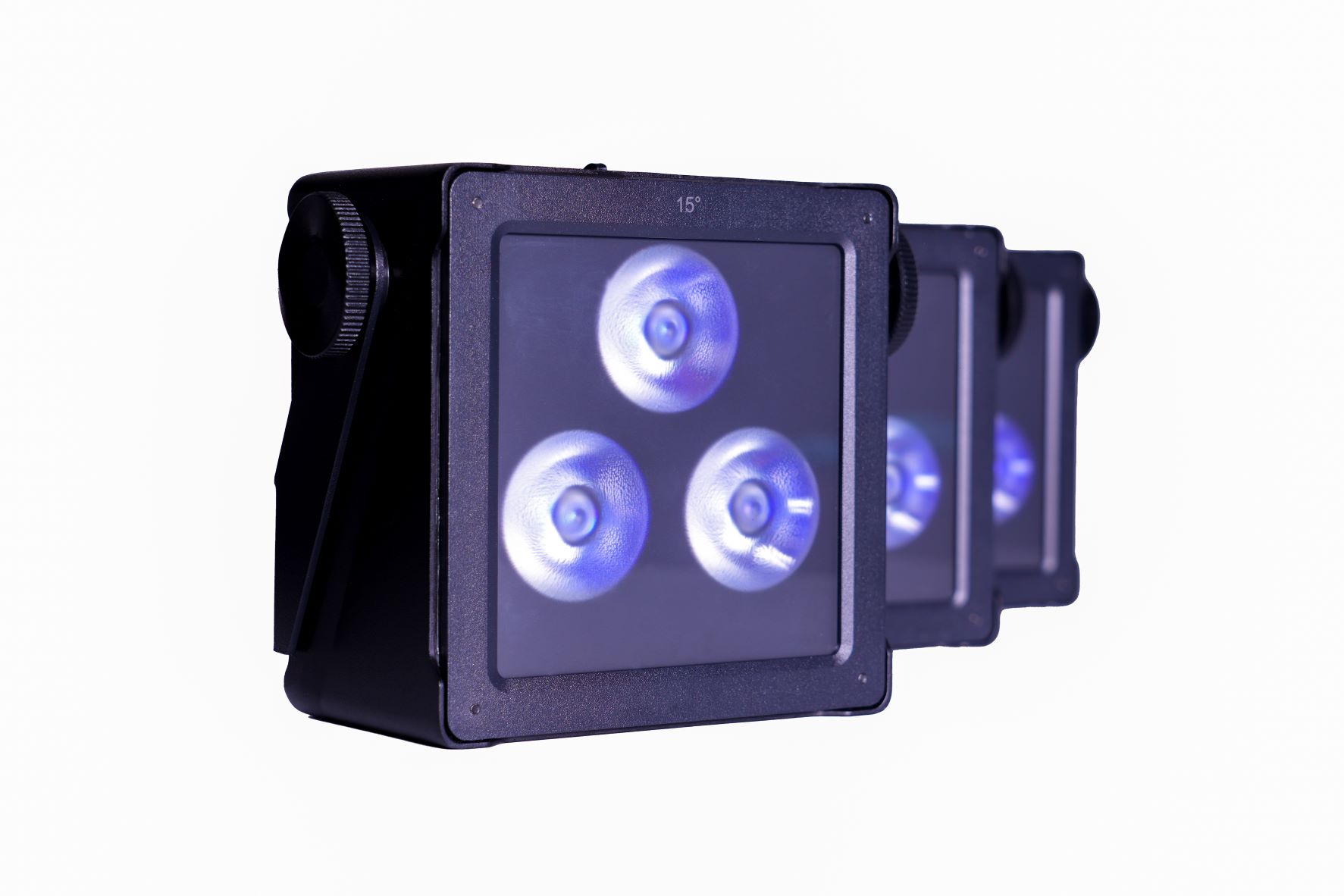 VISION CONTROL Flat Par 3*10W RGBW Tourpack 6in1 VISION CONTROL Flat Par 3*10W RGBW Tourpack 6in1