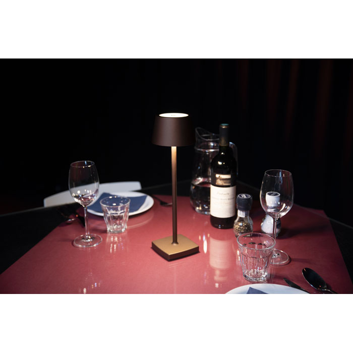 SHOWTEC EventLITE Table-WW Kompakte 3,5 W IP54-Batterie Lampe mit Touch-Dimmer - bronze SHOWTEC EventLITE Table-WW Kompakte 3,5 W IP54-Batterie Lampe mit Touch-Dimmer - bronze